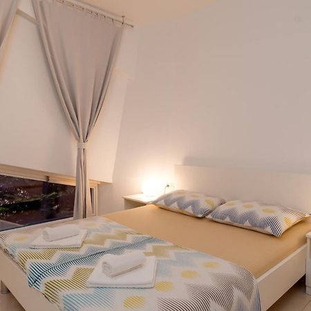 Vila Tina In Pula, Istrien เมดูลิน ภายนอก รูปภาพ