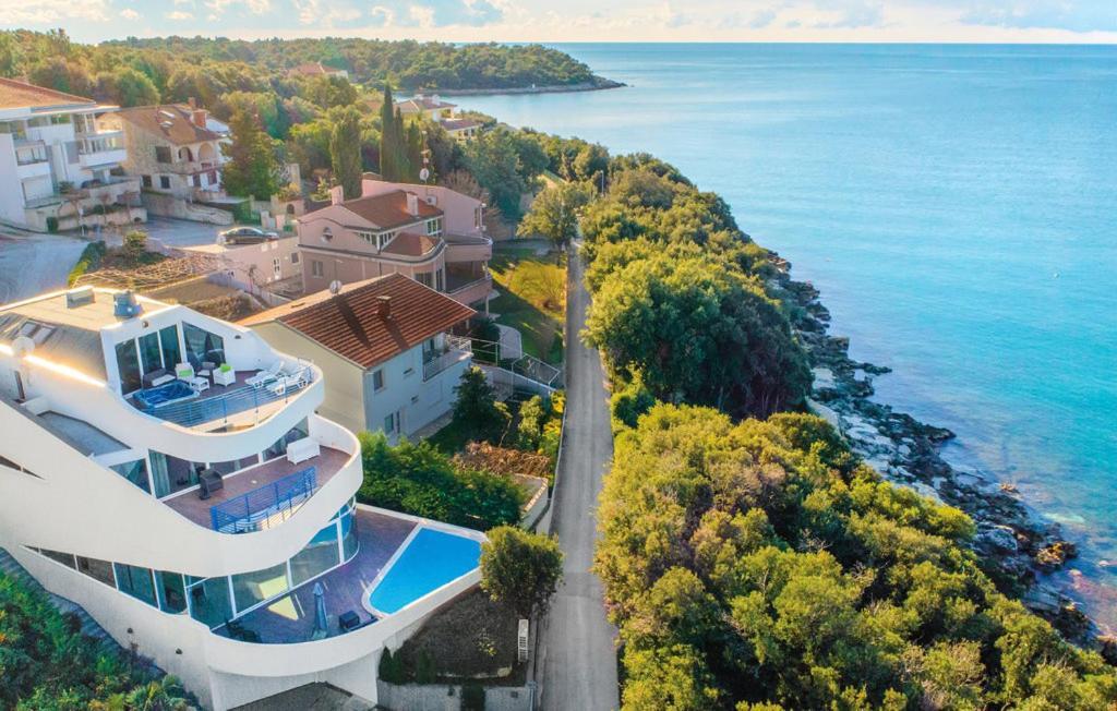 Vila Tina In Pula, Istrien เมดูลิน ภายนอก รูปภาพ